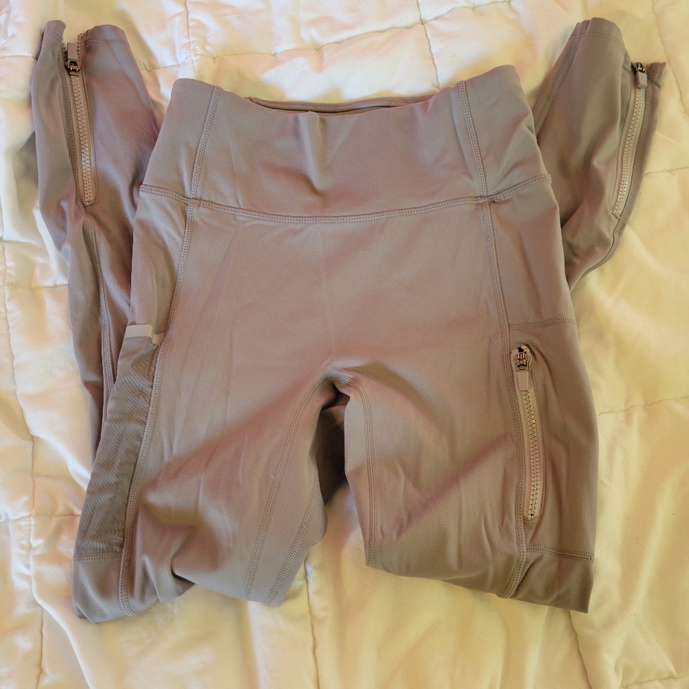 Fabletics Motion 365 Gray Leggings (never worn)